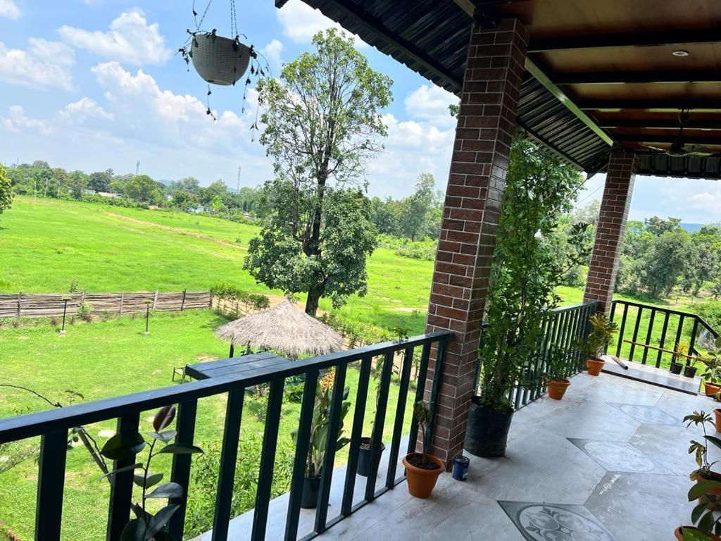 Jewel Of Jungle Apartment Tāla Екстериор снимка